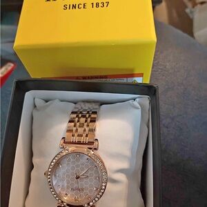 Invicta Women's Rose Gold Honeycomb Watch